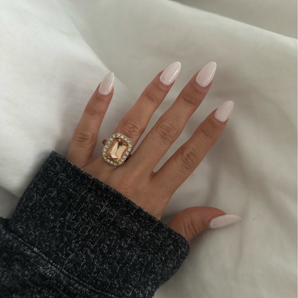 Champagne Ring Set, Size 7 - Picture 2 of 6